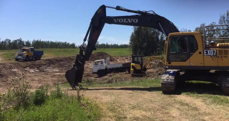 WE DIG IT For all your earthmoving, landscaping and quarry supplies in ...